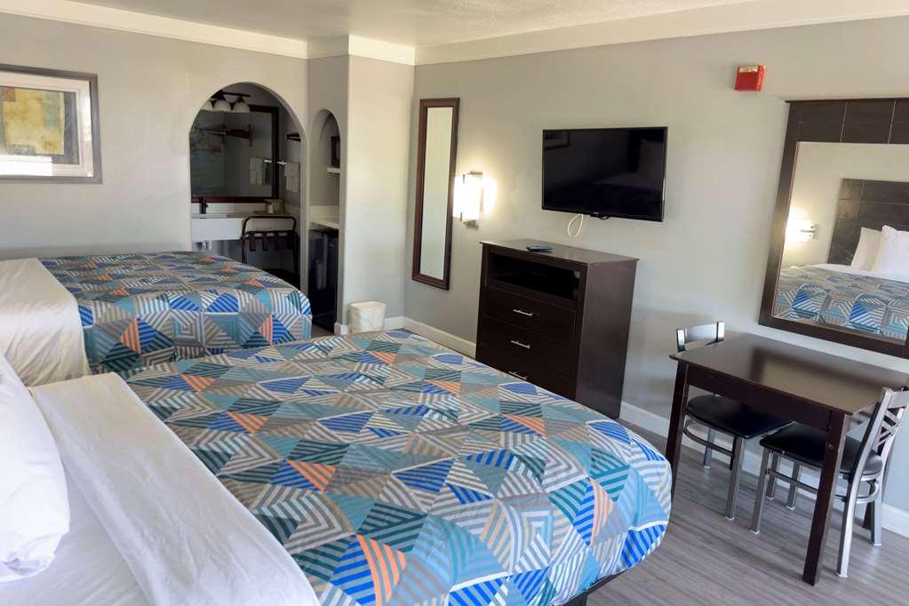 Days Inn By Wyndham Gonzales Ruang foto