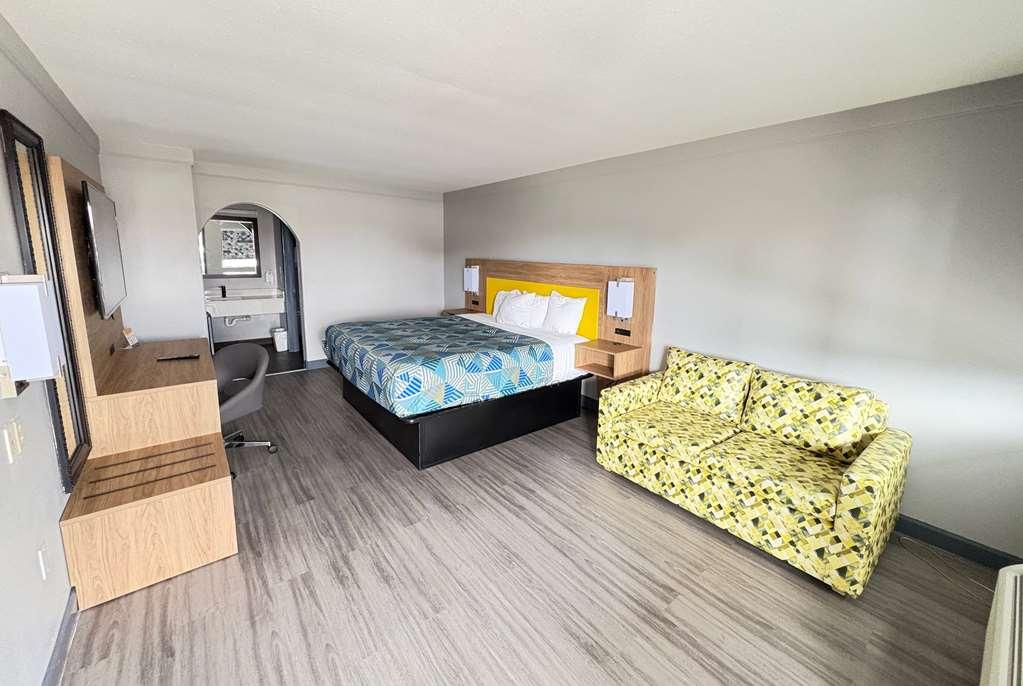 Days Inn By Wyndham Gonzales Ruang foto